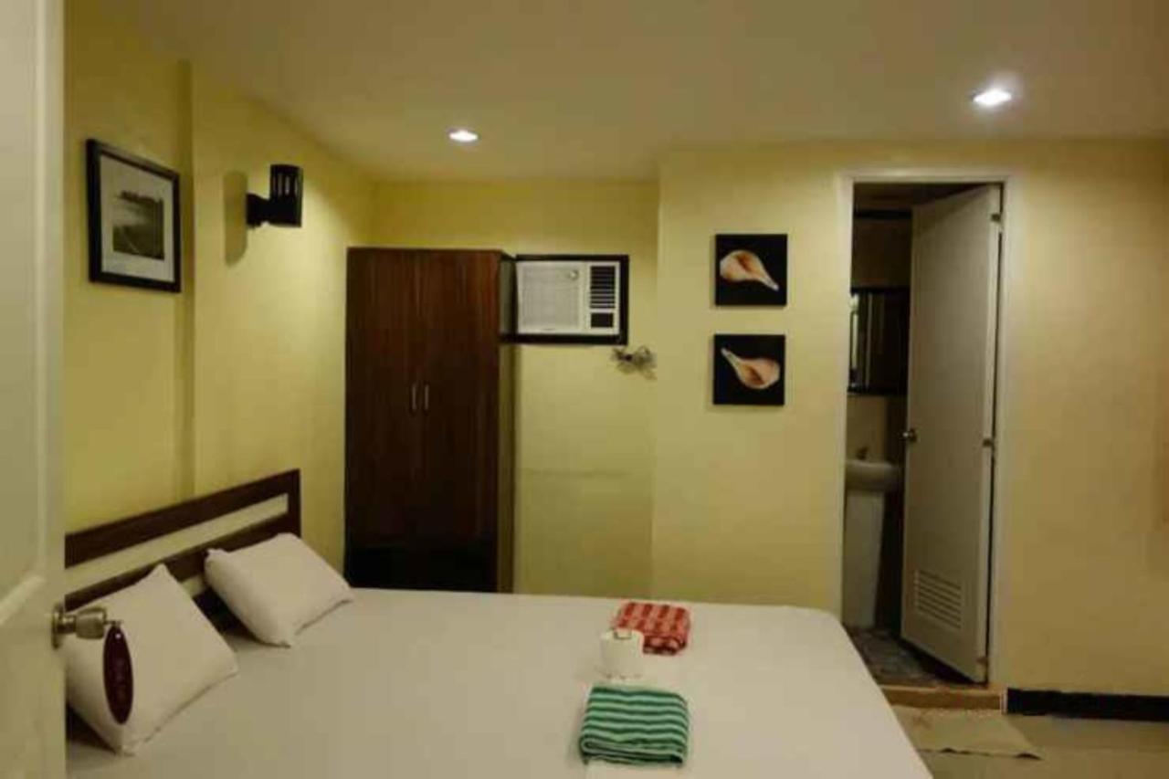 OYO 672 Capitol Tourist Inn Cebu Extérieur photo