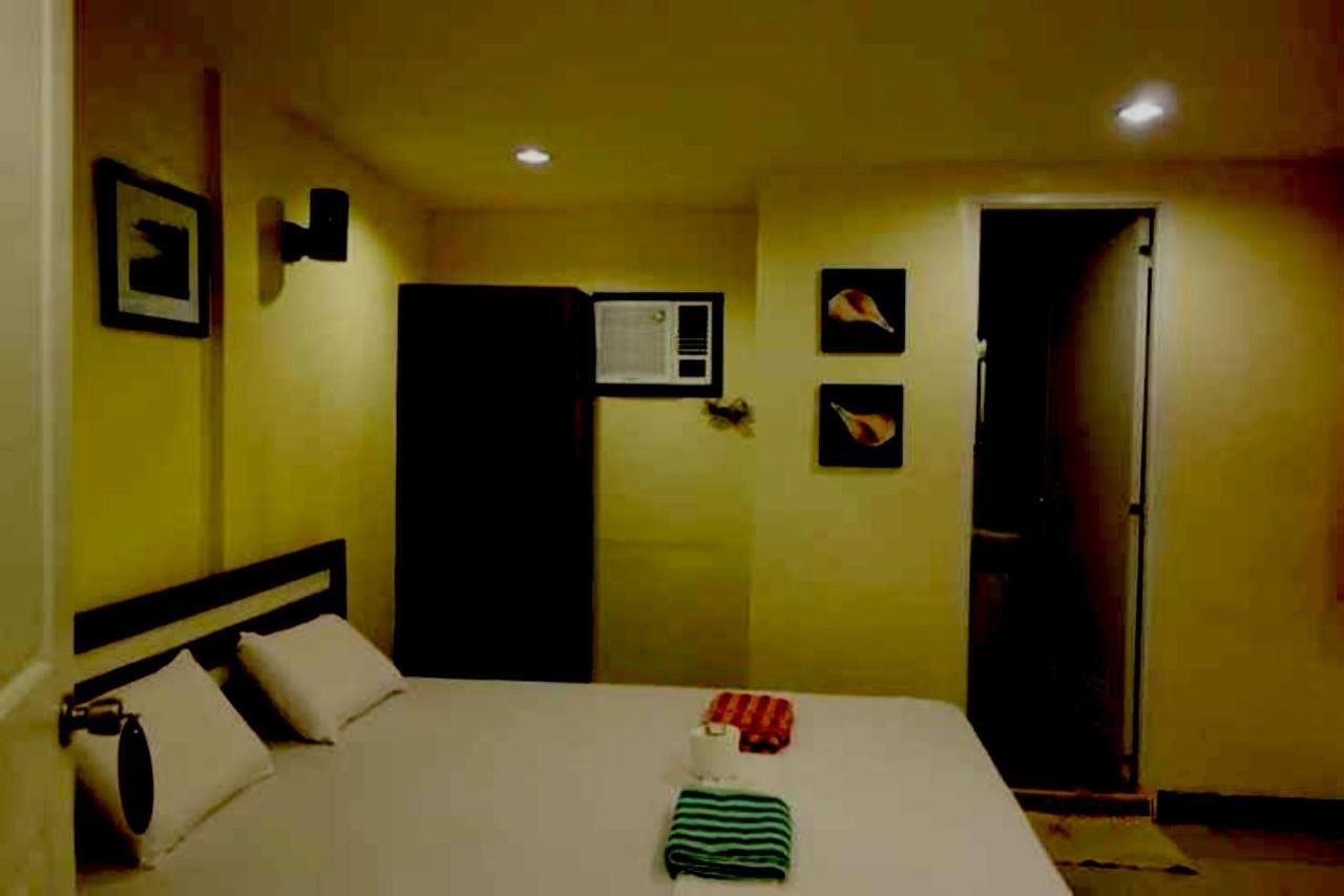 OYO 672 Capitol Tourist Inn Cebu Extérieur photo